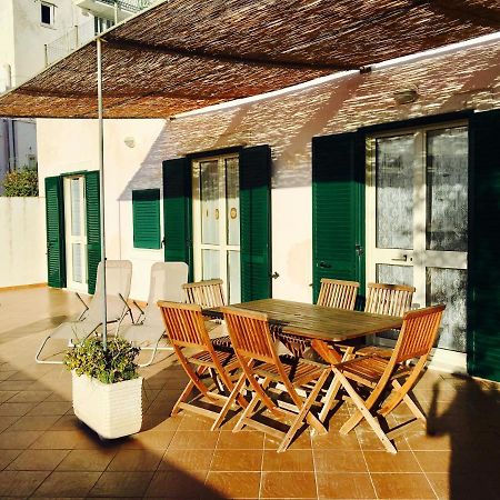 Agenzia Isotur Geranio Apartment Ponza Exterior photo